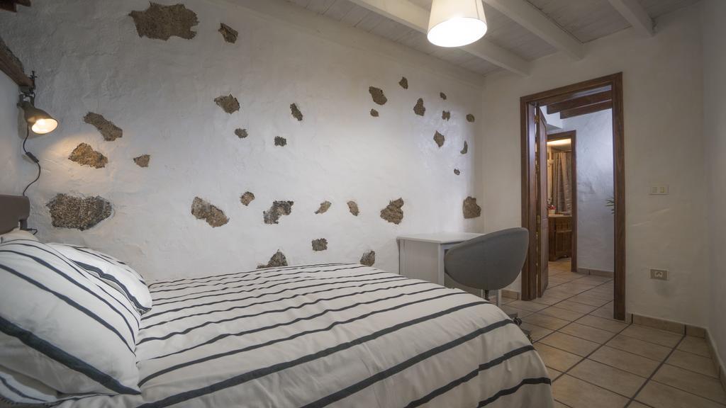 Villa With Amazing Views, Jacuzzi And Private Pool San Bartolome  Exterior photo