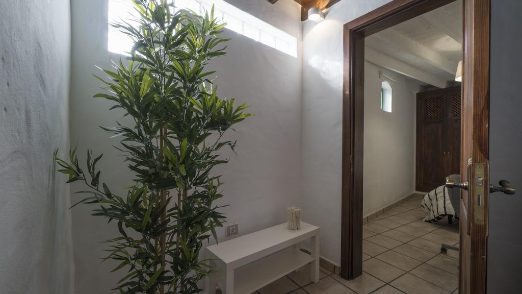 Villa With Amazing Views, Jacuzzi And Private Pool San Bartolome  Exterior photo