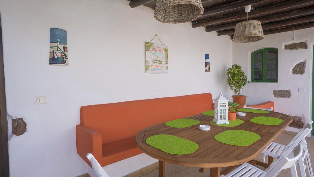 Villa With Amazing Views, Jacuzzi And Private Pool San Bartolome  Exterior photo